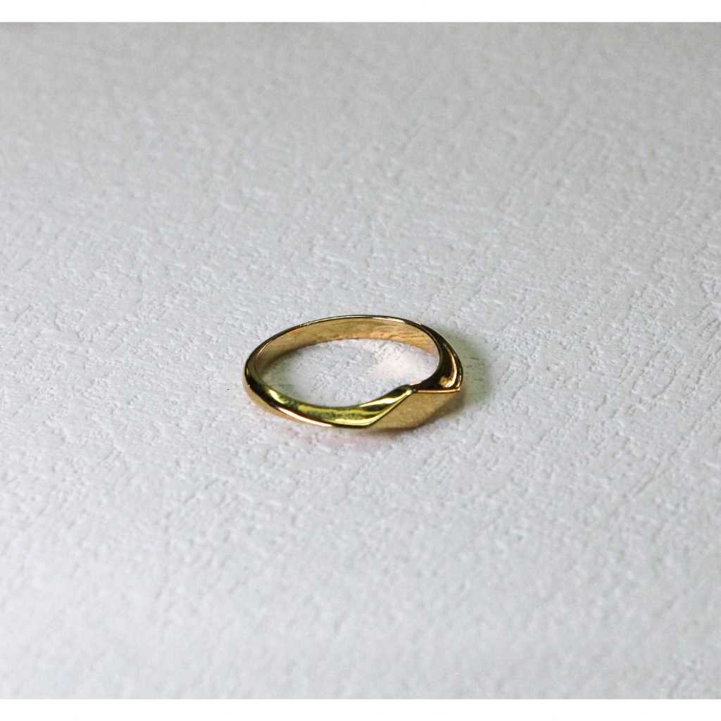 Signet Diamond Shape Ring (Brass Ring)