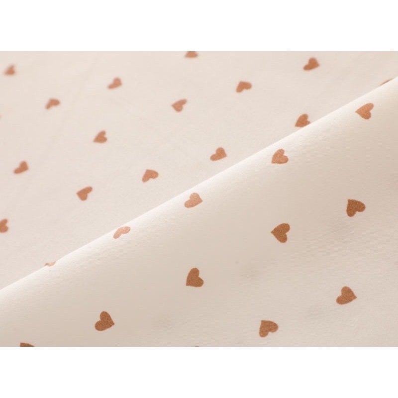 ผ้าาคอตตอน 100% คอตตอนทอทวิล ลายหมีพื้นขาว หัวใจน้ำตาลพื้นขาว ตารางหัวใจน้ำตาล