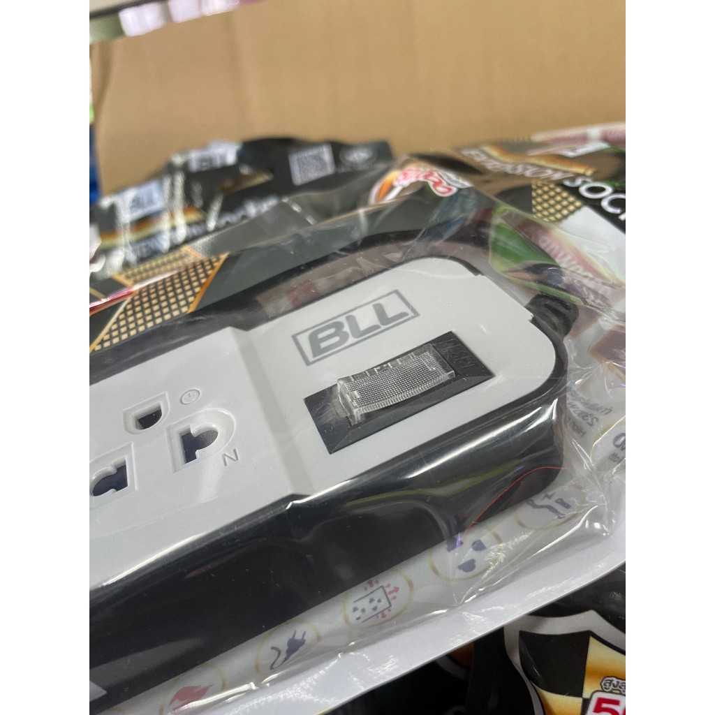ปลั๊กไฟ BLL B87 ยาว 3เมตร 4 ช่องเสียบ 1 สวิตซ์ 3 ช่อง USB และ 1 ช่อง Type C(รับประกัน 3ปี By BLL)