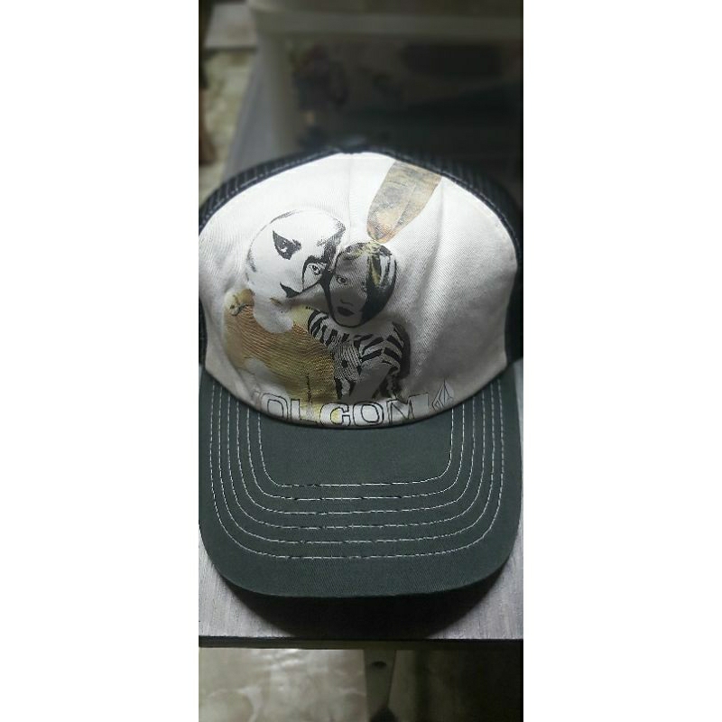 หมวกสตรีท  skate ป้าย Volcom