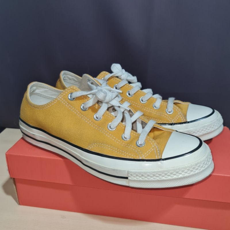 รองเท้าผ้าใบ Converse ALL STAR 70 OX Yellow มือสองแท้ 100% (Size 41.5)