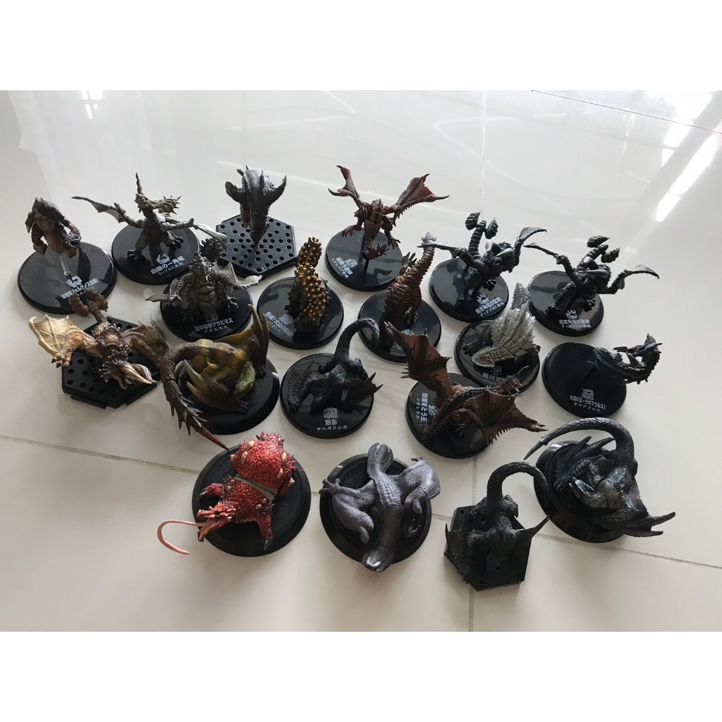 Capcom Figure Builder Monster Hunter (ขายเหมา 19 ชิ้น)
