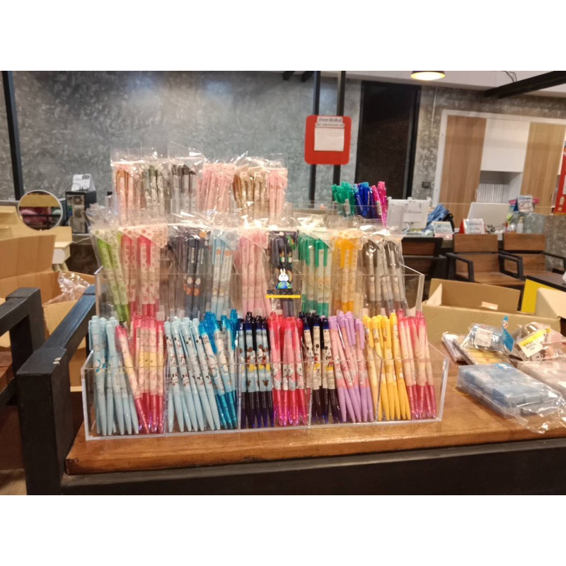 ชั้นใส่ปากกา ครีมซอง ชั้นอะคริลิคแบ่งช่อง หนา 3 มม. ชั้นวางปากกา 50 ซม.(สีใส) ช่องใหญ่ 15 ช่อง - รูปที่ 7