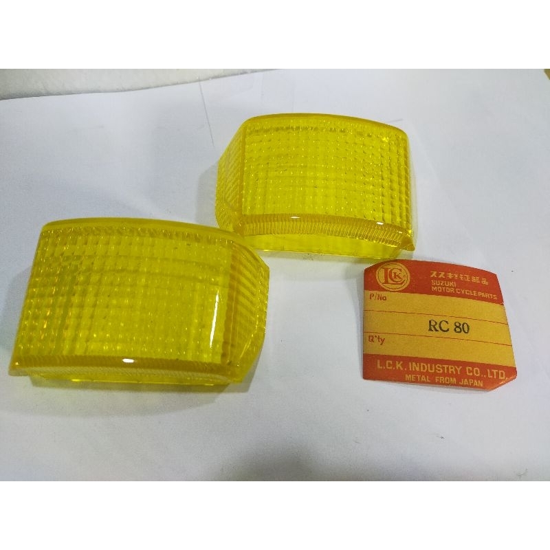 ซูซูกิ ฝาครอบไฟหรี่หน้า Suzuki RC80 สีเหลือง