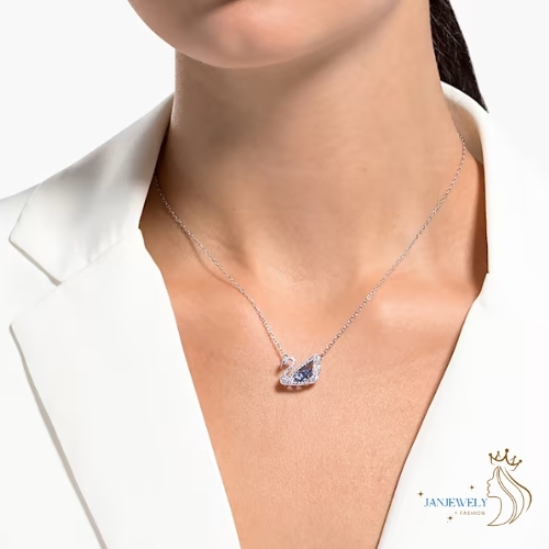 สร้อยคอแท้ Dancing Swan Necklace สร้อยพร้อมจี้หงส์เพชรฟ้า พร้อมส่ง ของขวัญสำหรับคนพิเศษ