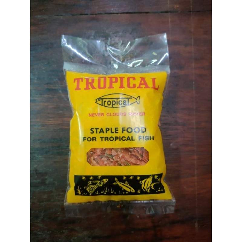 อาหารปลาแบบแผ่นTROPICAL10กรัมสำหรับปลาสวยงามทุกชนิด(สินค้าพร้อมส่งทุกวัน)