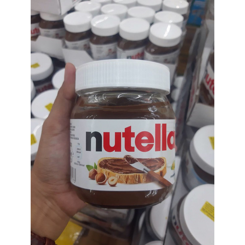 Nutella แย้มนูเทลล่า ช็อกโกแลตผสมถั่วฮาเซลนัท ขนาด350กรัม(ขวดแก้ว)