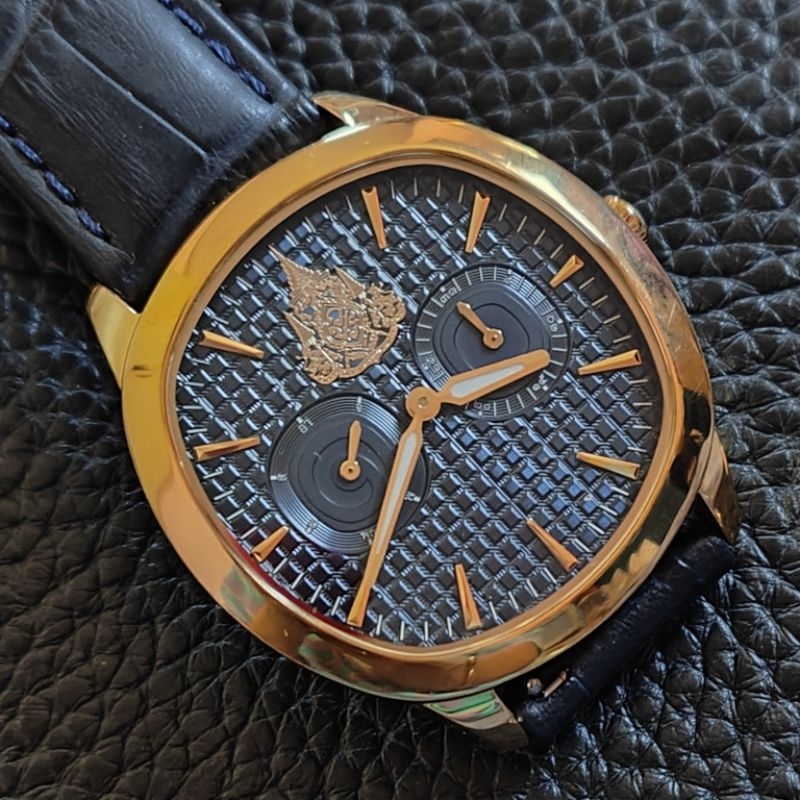 นาฬิกา ภปร.  Wise Watch King Ram X ระบบถ่าน สภาพสวย แทบไม่ผ่านการใช้งานเลย