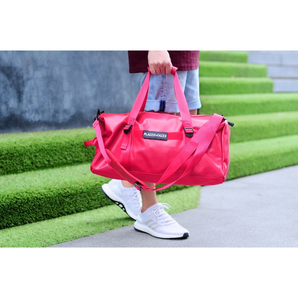 กระเป๋าสะพายข้าง PALACE วัสดุหนัง กระเป๋าขนสัมภาระ กระเป๋าแฟชั่น Street Bag Streetwear ใช้ได้ทั้งชาย