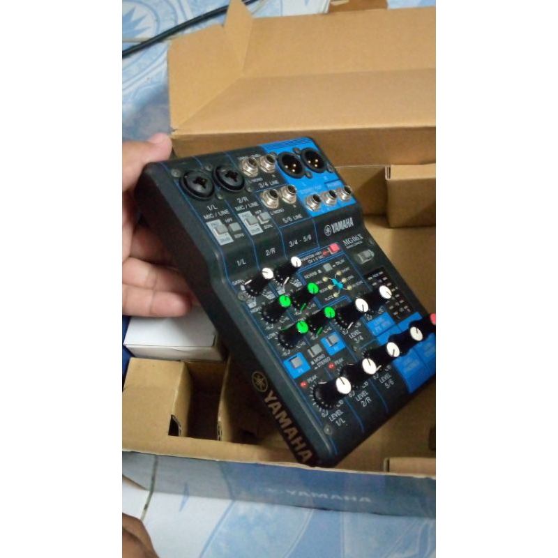 ซับมิกซ์yamaha MG06x