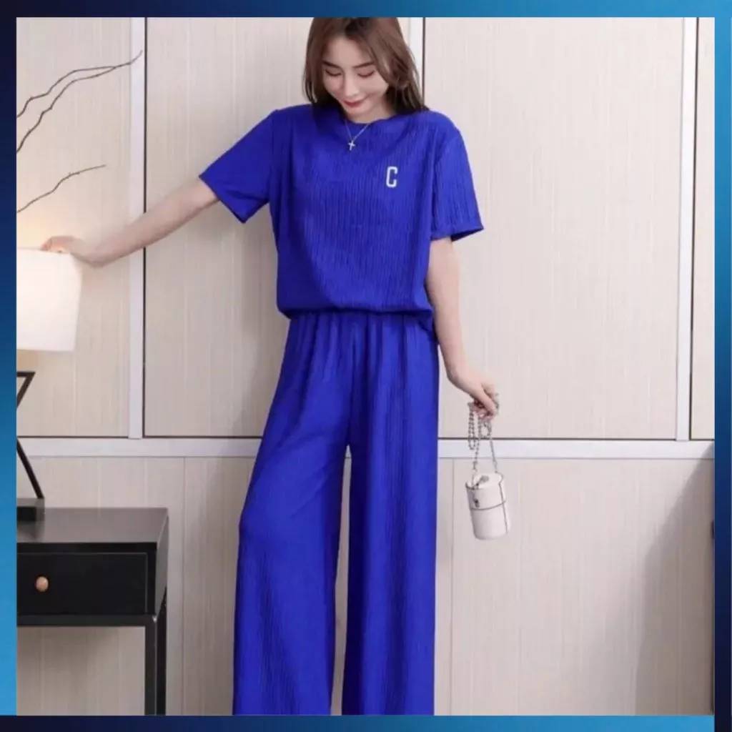 เสื้อผ้าแฟชั่นกีฬาลำลองสำหรับผู้หญิง เสื้อแขนยาว+กางยางขายาว รุ่นชุด2ชิ้น