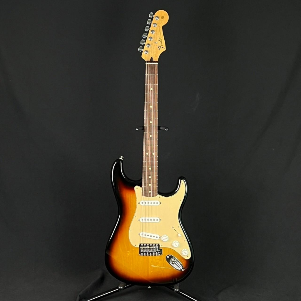 กีตาร์ไฟฟ้า Fender Mexico Standard Stratocaster