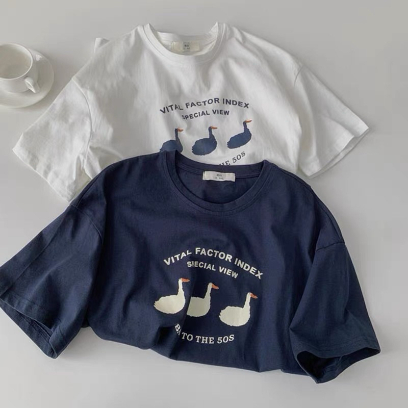 seoul.fluffy เสื้อยืดผู้หญิง ผ้านิ่ม ใส่สบาย ลายเป็ด มินิมอล มีสินค้าพร้อมส่งนะคะ