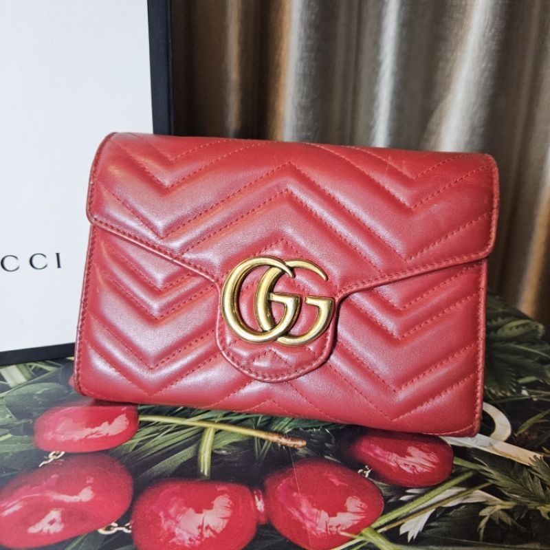 โปร 9.9 ❌️❌️ sold ❌️❌️  Gucci Marmont WOC used สีแดงคริสมาสต์