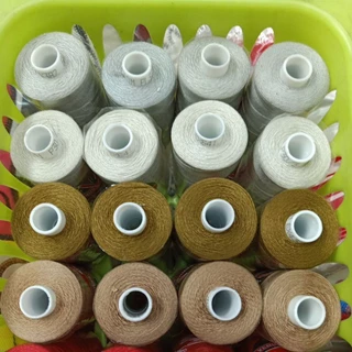 ด้ายยีนย์30/3 (เล็ก400เมตร)(ใหญ่1000เมตร).ใหญ่กว่าด้ายทั่วไป.เหมาะสำหรับเย็บกางเกงยีนส์ค่ะ(มีเข็มมือเย็บด้วยค่ะ)