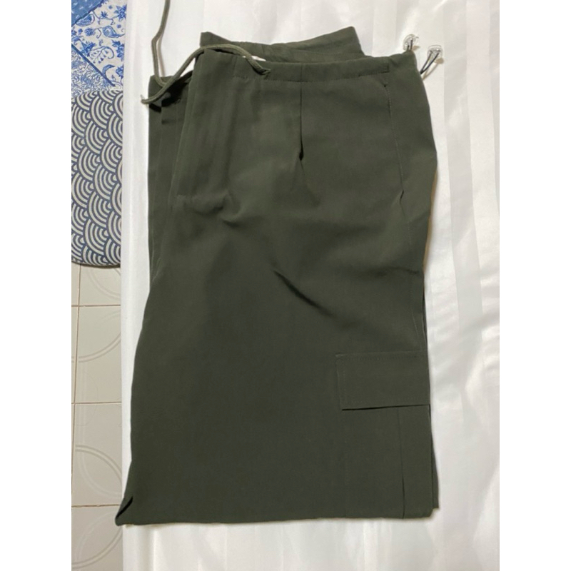 ส่งต่อ มือ1 Nyla cargo pants กางเกงคาร์โก้ แบรนด์ merry chubby house