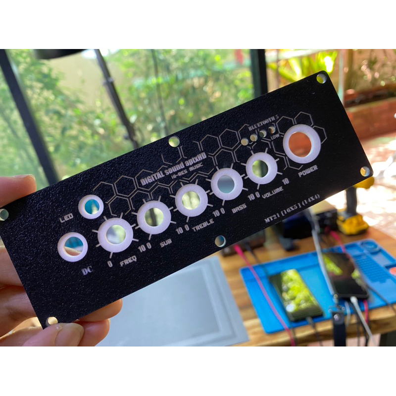 แผ่นเพลท MT21 ขนาดแผ่น 16x5cm ช่อง 14x4cm