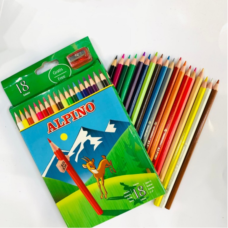 AFK ดินสอสี พร้อมกบเหลา 18 สี อย่างดี