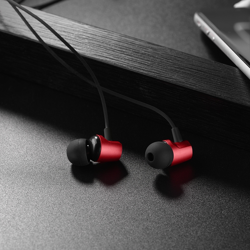 Hoco M41 หูฟัง In-Ear เสียงดี ใส่สบายหู มีไมค์ในตัว