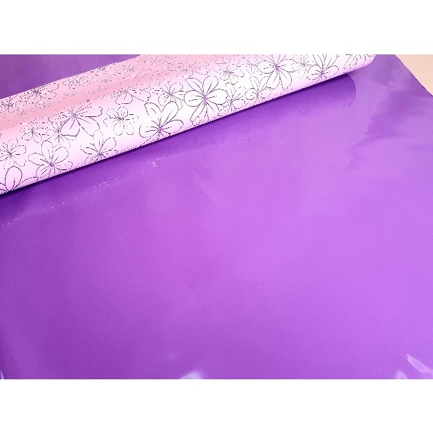 กระดาษแก้วสีม่วง กระดาษแก้วพื้น กันน้ำ ใช้ ห่อของขวัญ ช่อดอกไม้ ขนาด 50*50 เซนติเมตร จำนวน 3 แผ่น และ 6 แผ่น