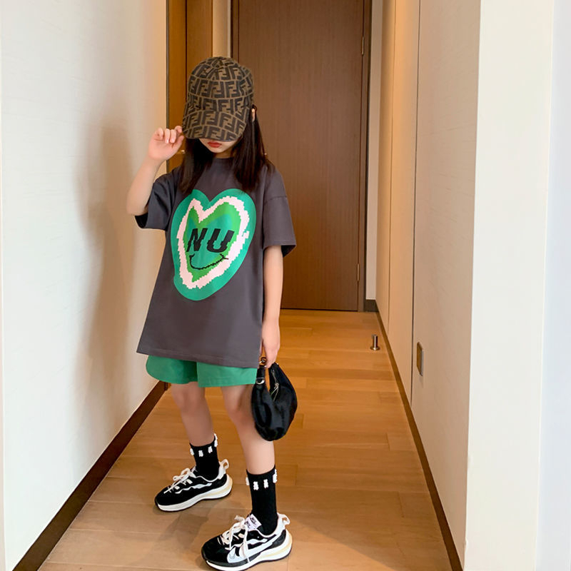 เสื้อยืดเด็กผู้หญิงฤดูร้อนน่ารักๆ เสื้อยืดแฟชั่นเด็กโตหลวมๆโอเวอร์ไซส์ เสื้อสำหรับเด็กผู้หญิง ทีเชิตเด็กเสื้อแขนสั้นเด็ก