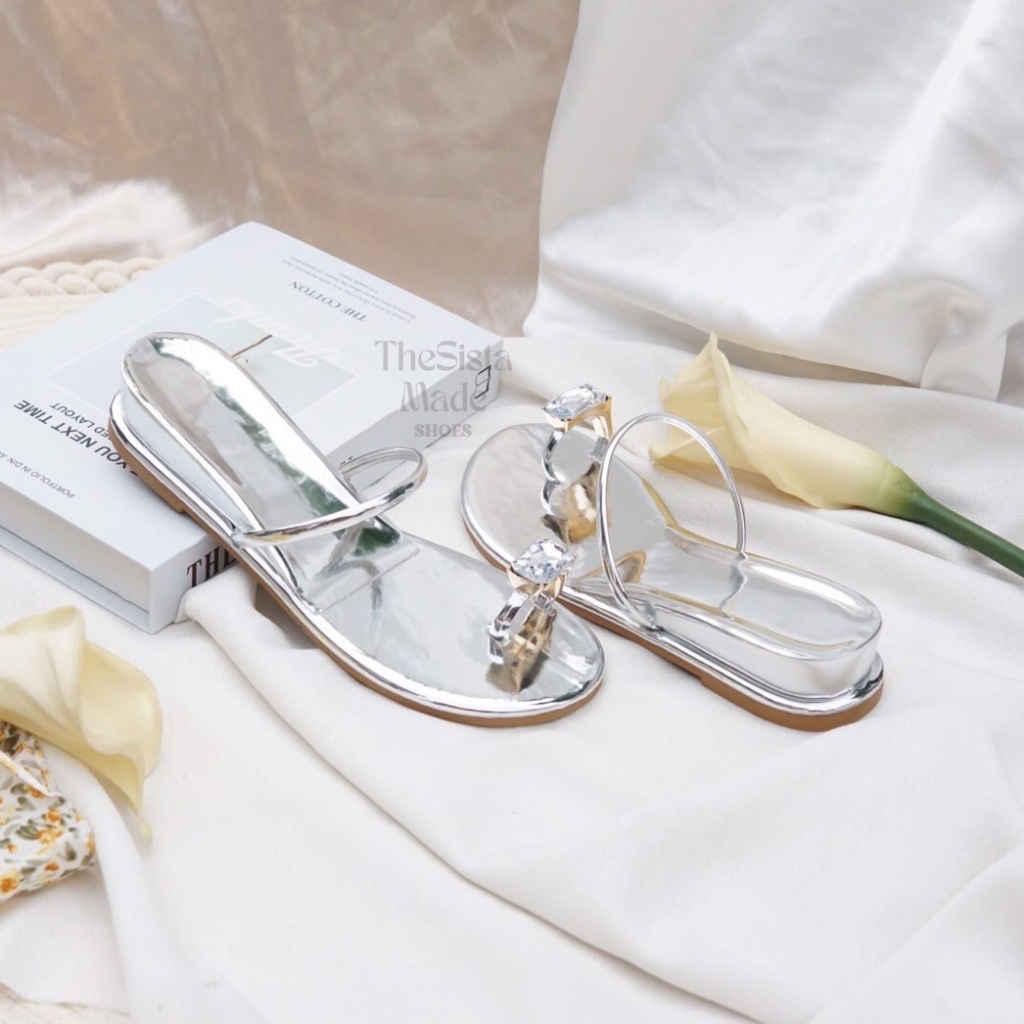 Ticha รองเท้าแตะพื้นสูง1นิ้ว หนังกระจก