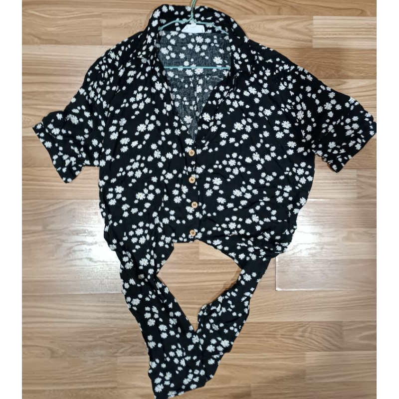 เสื้อผ้าผู้หญิง แขนสั้น ESP