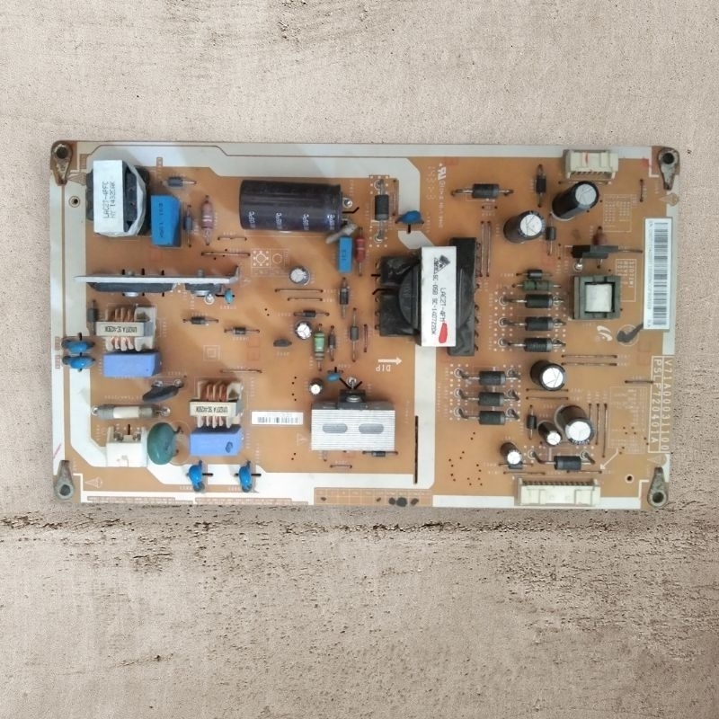 POWER SUPPLY TOSHIBA 32 นิ้ว รุ่น 32L5450VT มือสอง