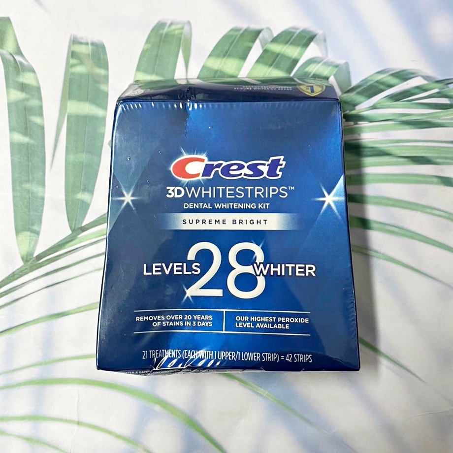แผ่นฟอกฟันขาว 3D Whitestrips™ Supreme Bright Dental Whitening Kit 42 Strips : 21 Treatment (Crest®)