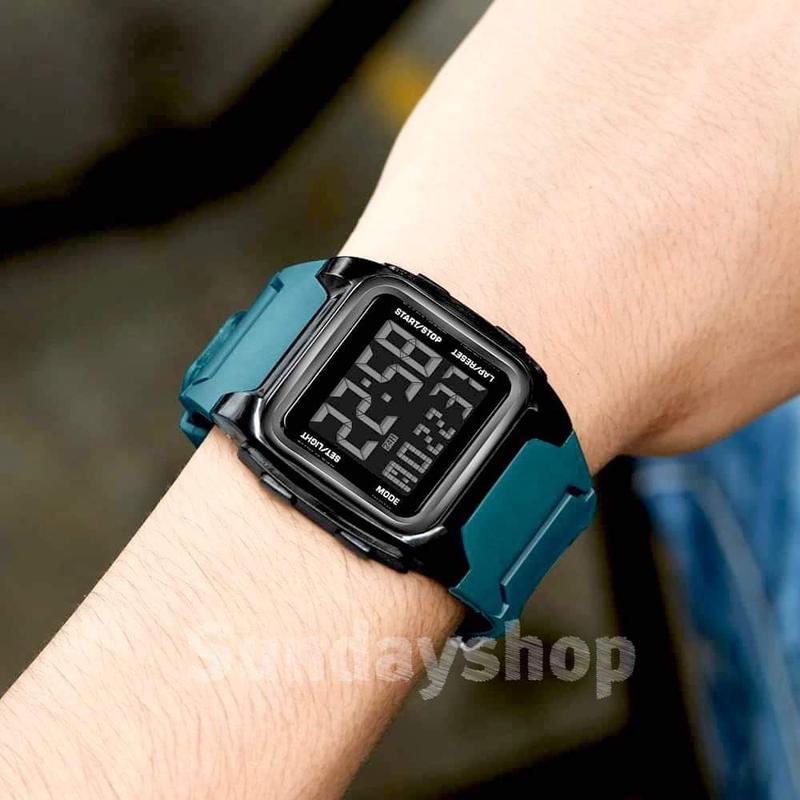 นาฬิกาดิจิตอล ทรงสีเหลี่ยม Sport รุ่นยอดฮิต หน้าปัด 38 mm กันน้ำ ใส่ได้ทั้งชายและหญิง