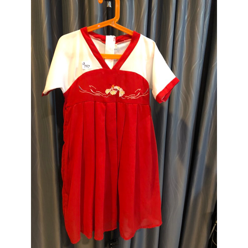 ด197 ชุดฮันบกเด็กผู้หญิงสีแดงซิปหลัง