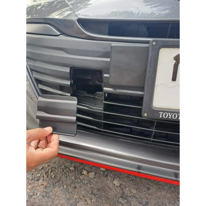 อะไหล่แท้ศูนย์ ฝาปิดรูลากรถ แผ่นปิดรูกันชน YARIS ATIV 4 ประตู 2017-2019