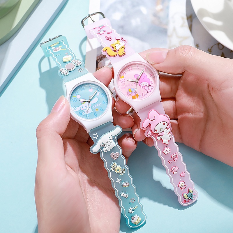 ใหม่ นาฬิกาข้อมือควอตซ์ สายซิลิโคน กันน้ํา ลายการ์ตูน Sanrio Kuromi Melody Cinnamoroll 3D น่ารัก สําหรับเด็กนักเรียน