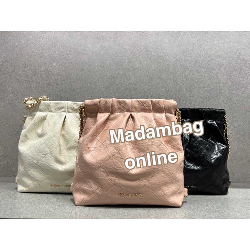 CHARLES & KEITH Duo Double Chain Bag ใบเล็ก /ใบใหญ่ กระเป๋าสะพายไหล่