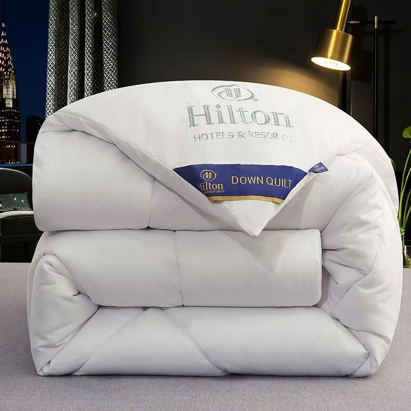 สั่งซื้อเยอะได้ราคาพิเศษ Hilton ผ้านวม 5/6/7ฟุต มีบางๆ/หนา พร้อมส่ง แถมถุงหิ้ว ไส้ผ้านวม