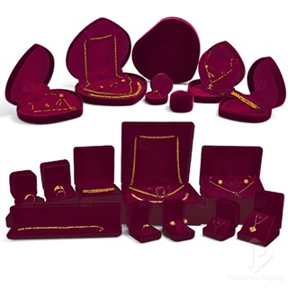 จัดเต็มกล่องใส่ชุดเครื่องประดับ กล่องกำมะหยี่สีเลือดหมูภายใน…