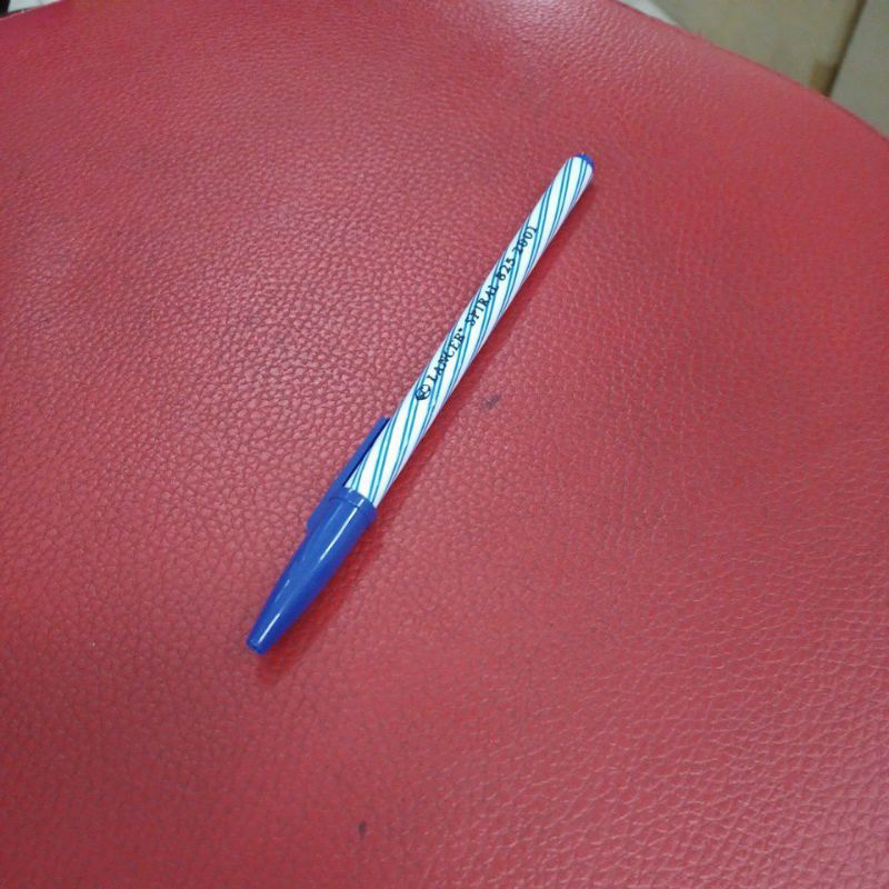 ปากกาลูกลื่น Lancer Spiral แดง น้ำเงิน ดำ