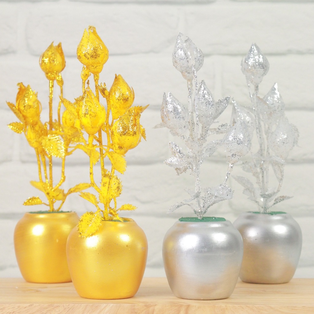 [พร้อมส่ง]✅ถูก ส่งเร็ว🔥แจกันไหว้พระงานไทย เซตคู่ ดอกบัวเงินบัวทอง ดอกไม้ประดิษฐ์ ดอกไม้ไหว้พระ ดอกไม้ปลอม - รูปที่ 2