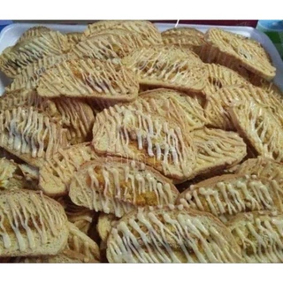 ปังกรอบไก่หยองครูต้อยเบเกอรี่ขนาด50ชิ้น
