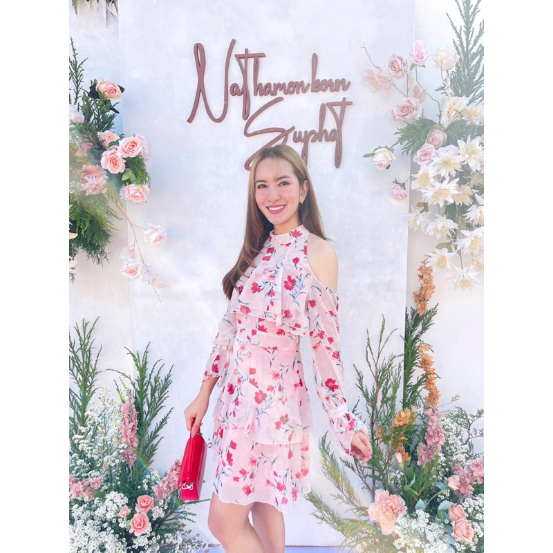 icyicy Iris Pink Dress by CACHET (พร้อมส่ง)ชุดเดรสสีชมพู มือสอง