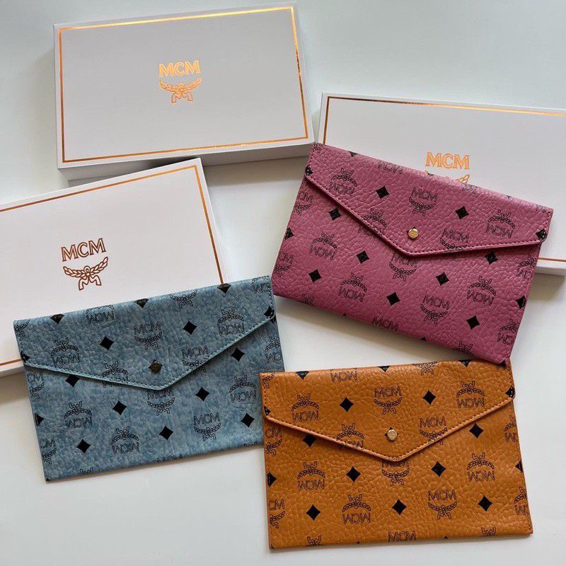 กระเป๋า MCM POUCH BAG จากเกาหลี เก๋มาก ๆ