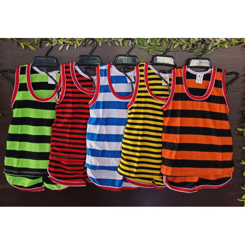 เสื้อกล้ามลายริ้วคละสี คละลายผ้านิ่ม ชุดละ  39 บาท 3 ชุด 100 บาท