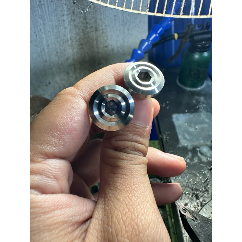 MP น็อตเลสขาปั้ม Xmax งานกลึงมือ M10×25/30