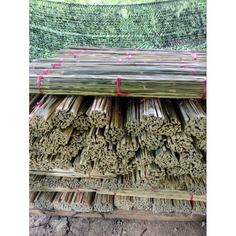 ไม้ไผ่ปลายแหลม/หลักยึดต้นไม้/ขนาด 120 cm **กดสั่งซื้อครั้งละ1มัด/1คำสั่งซื้อ