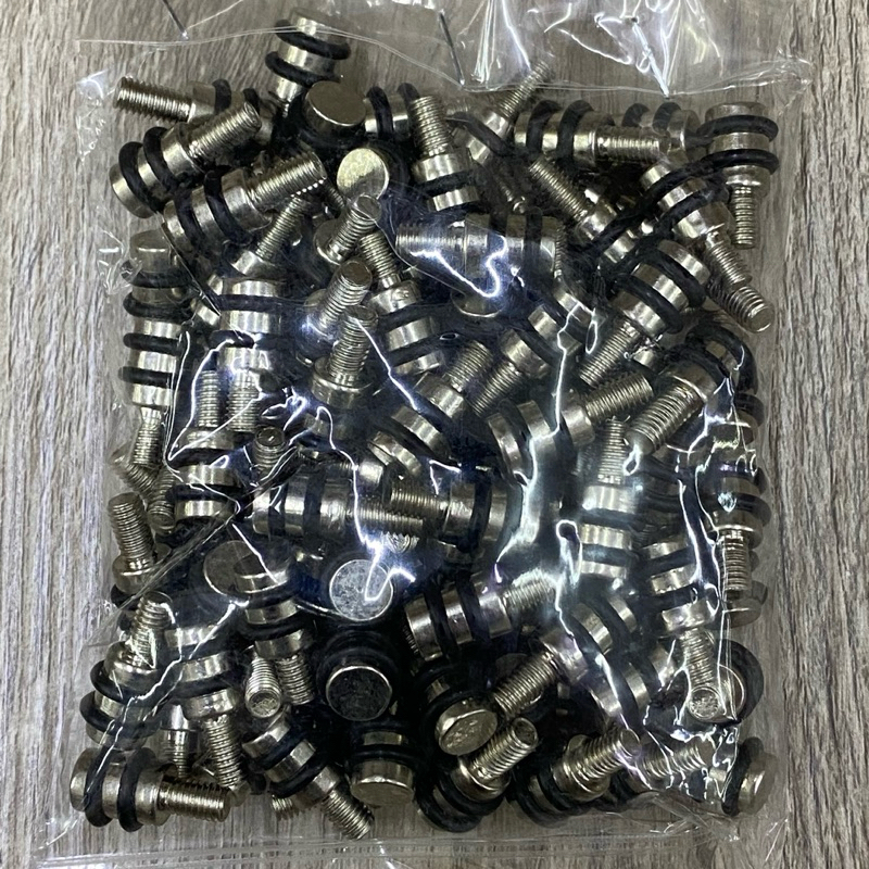 ปุ่มรับชั้น ตัวผู้เล็ก ยางดำ ยางใส ตัวเมียเล็ก M5 (ถุง 100 ตัว) – โปรปัง