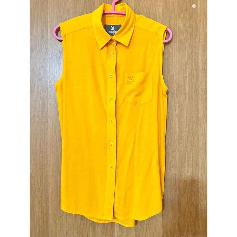 เสื้อเชิ้ตแขนกุด ยี่ห้อ CC Double O แท้ 💯size xs มือสอง สภาพดี