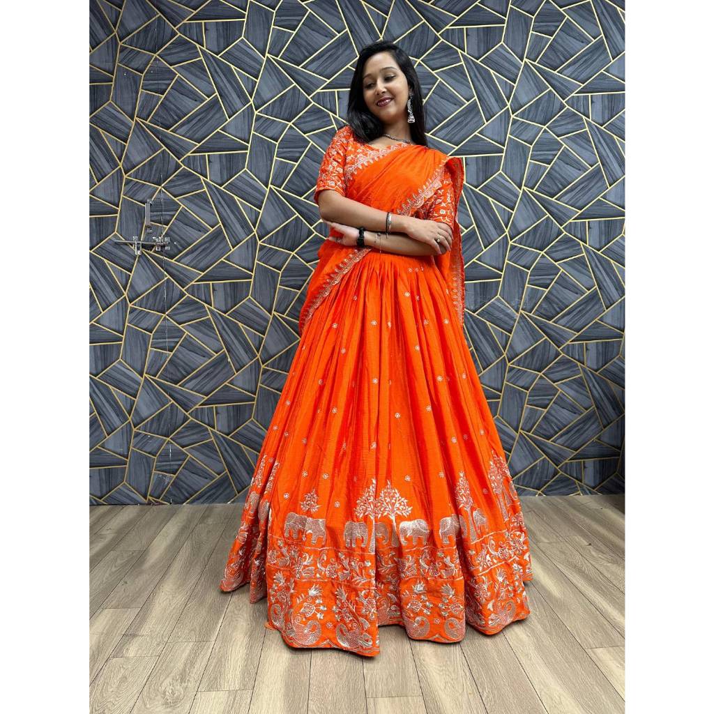 👗Lehenga👗 Fabric:- Chinon Inner:- Micro Cotton Work:- Embroidery Thread Work Flair:- 3.50 Mete r Siz