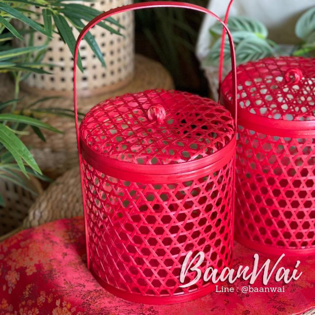 บ้านหวาย-ปิ่นโตไม้ไผ่ ปิ่นโตชะลอม ทรงกลม (สีแดง)