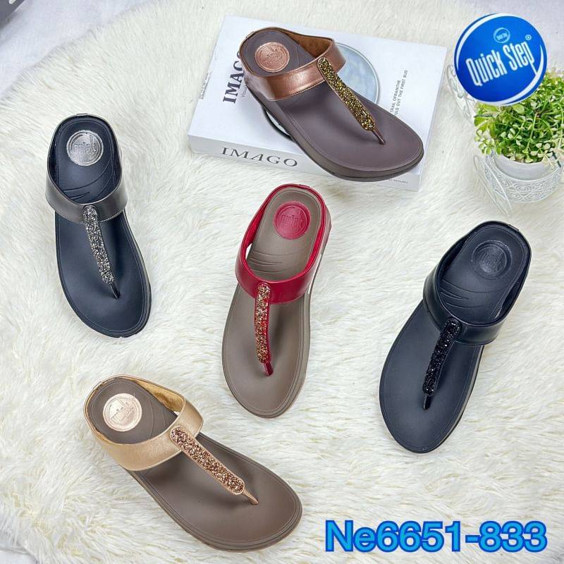 [ใส่โค้ด  NAVAWS622 ลดเพิ่ม 60.-]รองเท้าเตะผู้หญิงสวยมากแต่งเพชรเม็ดเล็ก สายคาดตรงกลาง พื้นสูง 1.5 นิ้ว รหัส NE6651-833