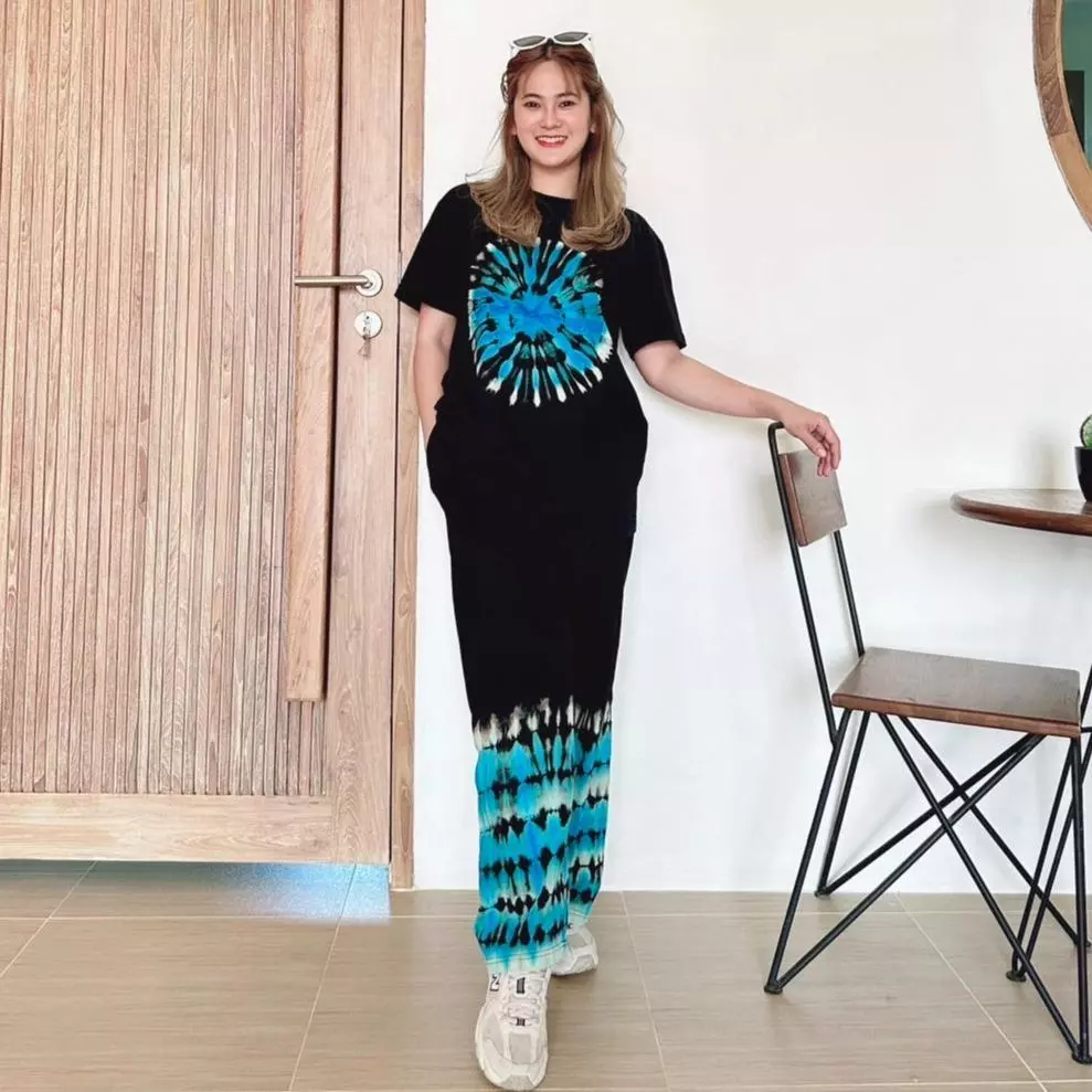 ชุดเสื้อยืดกางเกงขายาวผ้าคอตตอน มีกระเป๋า Free Size - รูปที่ 1
